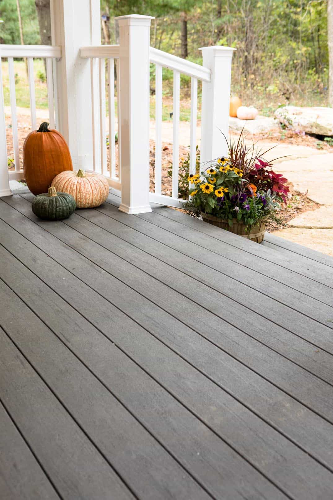 silver-maple-radiance-rail-009 TimberTech Silver Maple