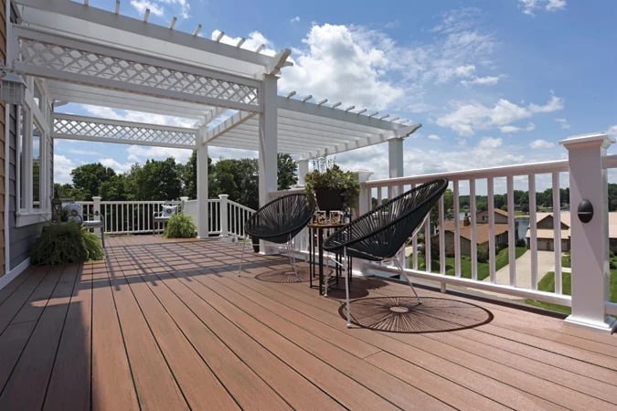 TimberTech Vintage Mahogany Premier Rail White